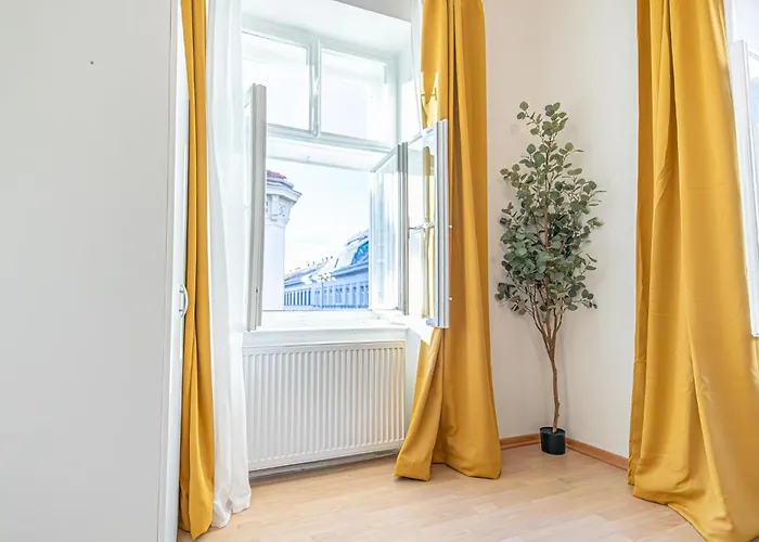 Simple 2-bedroom For 5p Location *