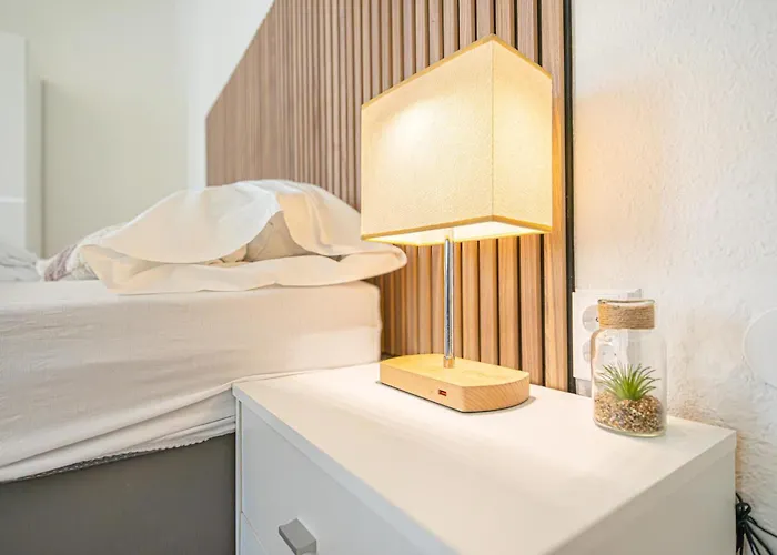 Simple 2-bedroom For 5p Location