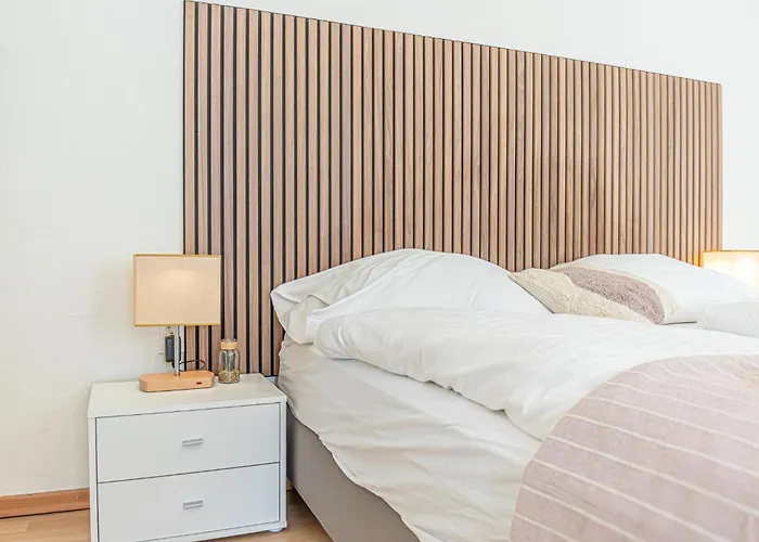 Simple 2-bedroom For 5p Location * Vienna