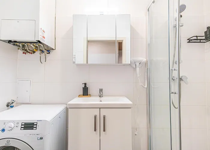Simple 2-bedroom For 5p Location Apartment Vienna